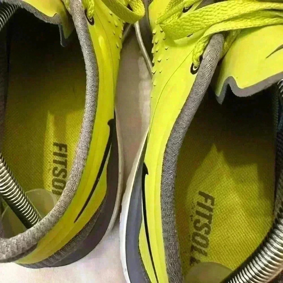 Nike FS Lite Run 2 Mens Size 10 Venom Athletic Running Shoes Sneakers 616514-014 - Picture 3 of 8